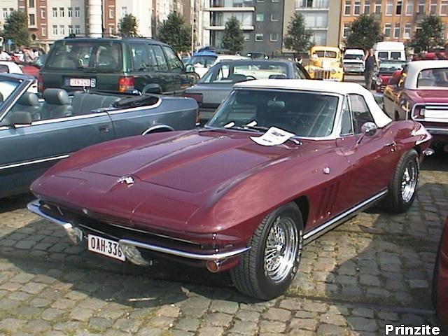 1965 Chevrolet Corvette Sting Ray convertible