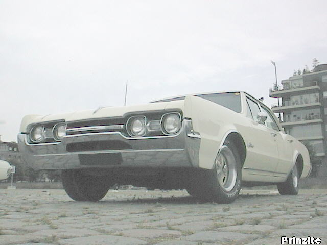 1967 Oldsmobile Cutlass Supreme