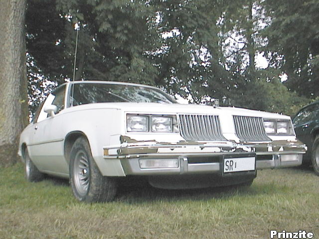 1984 Oldsmobile Cutlass Supreme