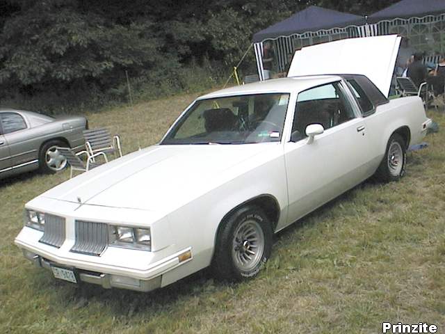 1984 Oldsmobile Cutlass Supreme