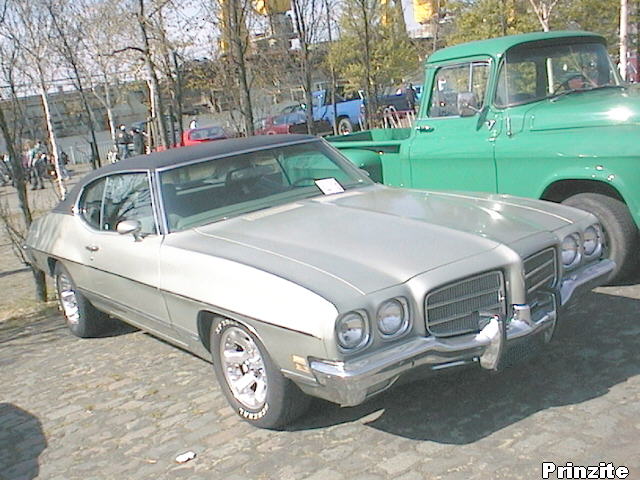 1972 Pontiac Luxury LeMans