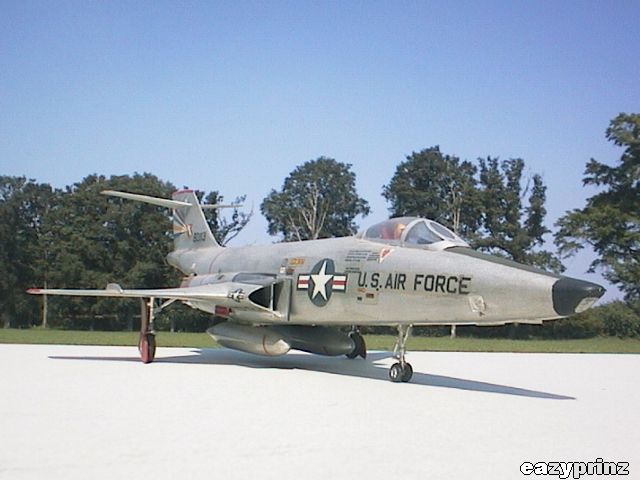 McDonnell RF-101C Voodoo (Frog 1/72)