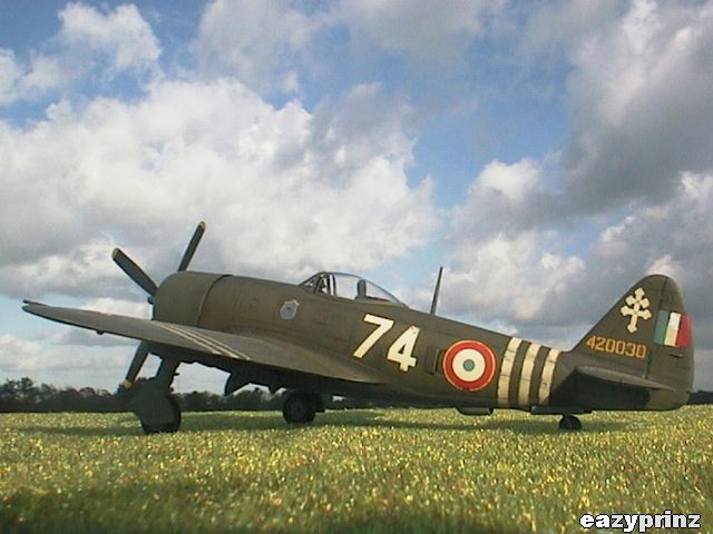 Republic P-47D 'Thunderbolt' (Academy 1/72)