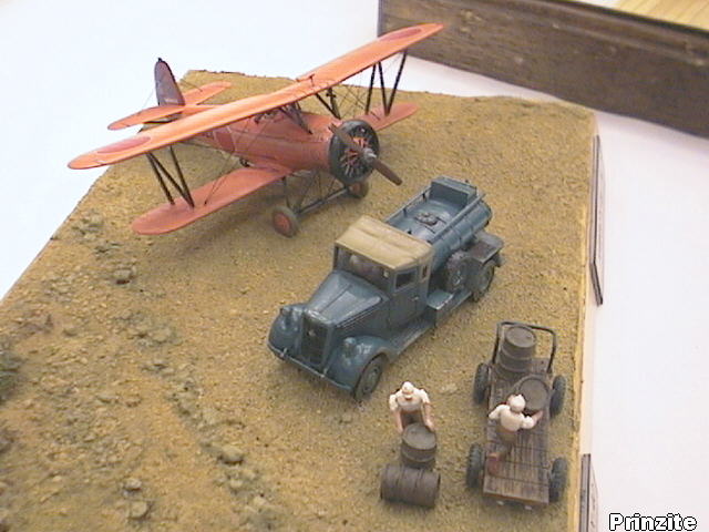Isuzu TX-40 & Kawanishi Willow